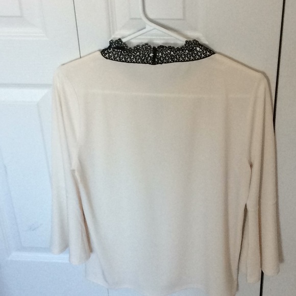 Ivory white blouse with black lace - Picture 2 of 3